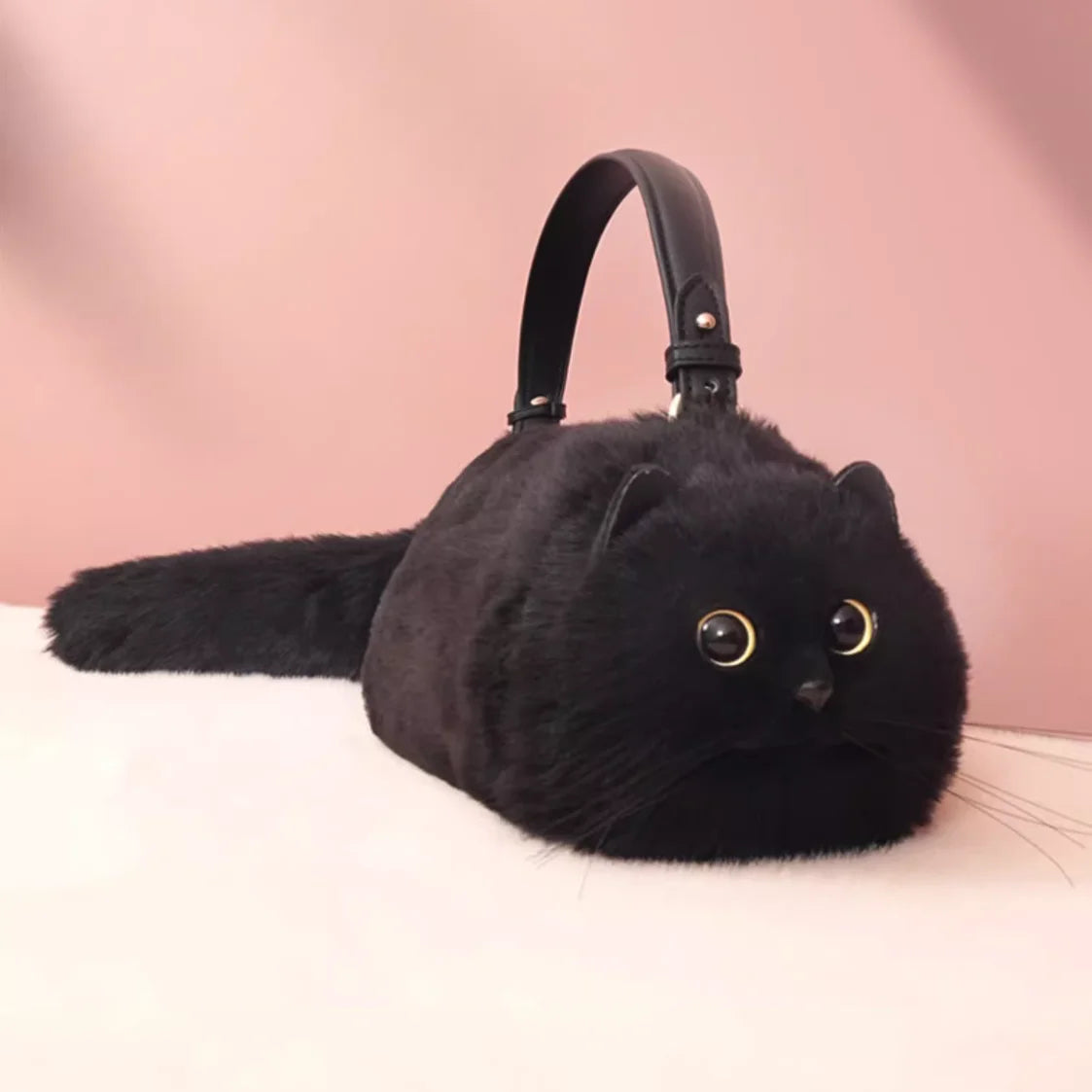 One Shoulder Bag Female Design Small Man Messenger Bag Versatile Hand Made Autumn and Winter Plush Cute Cat Bags