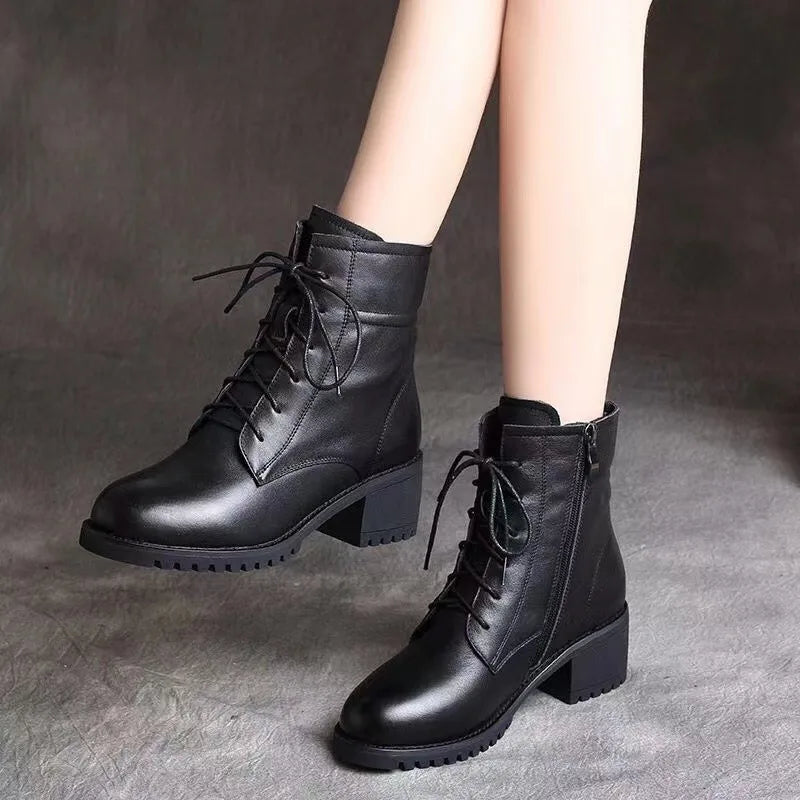 Winter Women's Boots Plus Velvet Warm Short Soft Feet Casual Thick-soled Mother Boots All-match Women's Shoes ankle boots