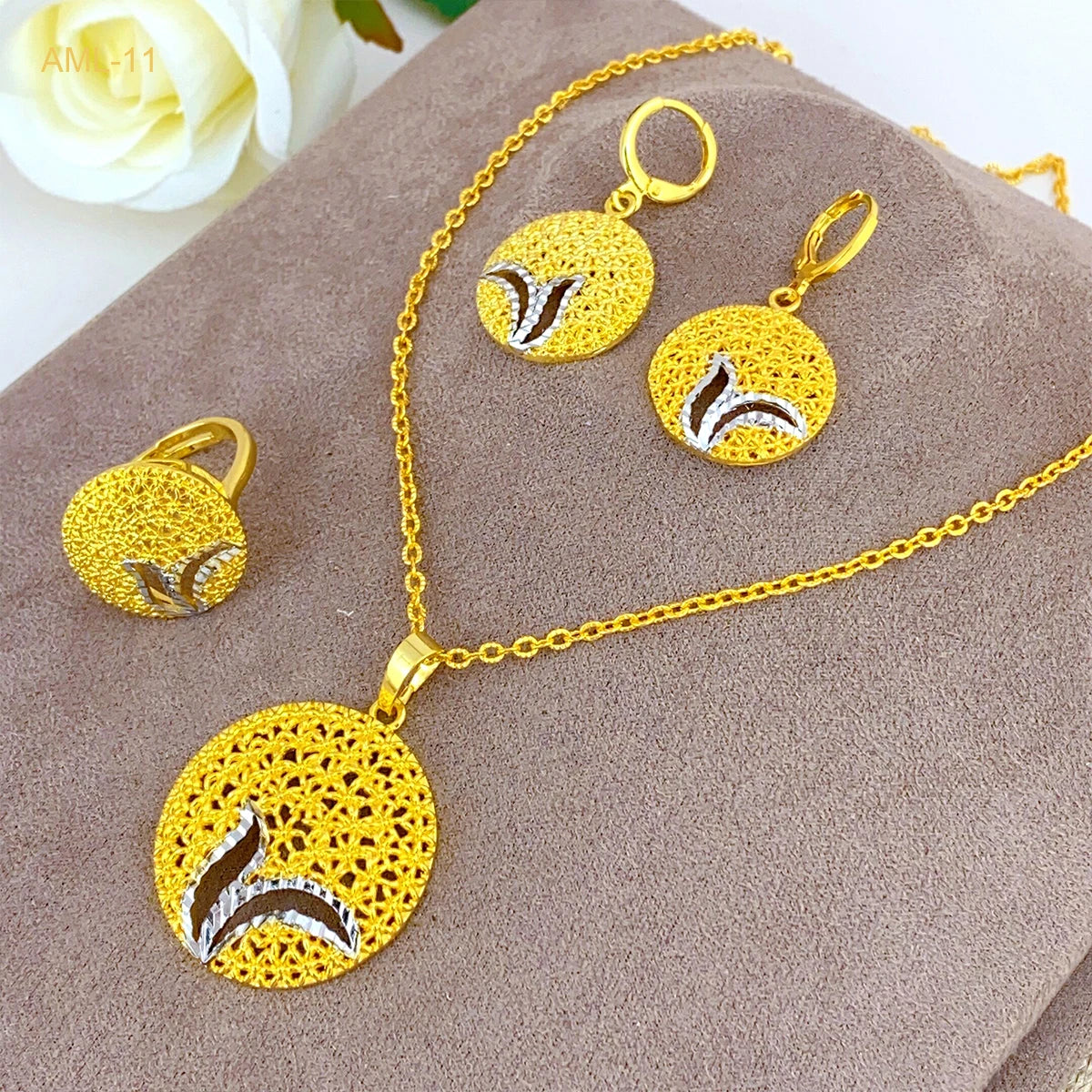 Dubai Gold Color Necklace Sets With Pendant for Women Ethiopian Bridal 3Pcs Jewelry Set Indian Jewellery Party Gifts 24k  indian jewellery