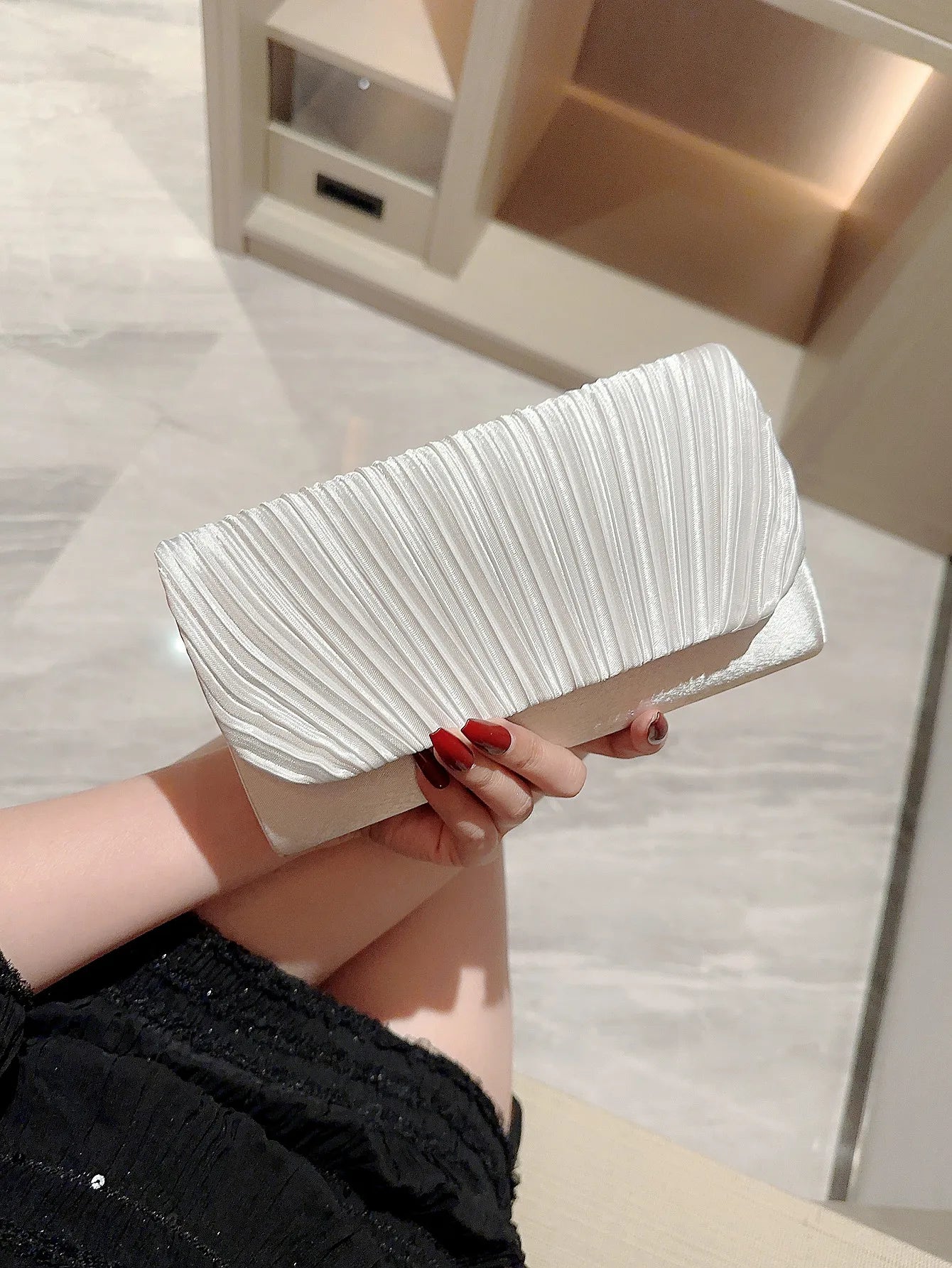 Women's Elegant Satin Evening Bag Pleated Clutch Wedding Purse Formal Tote Party Prom Clutch with Rhinestones for Wedding, Bride