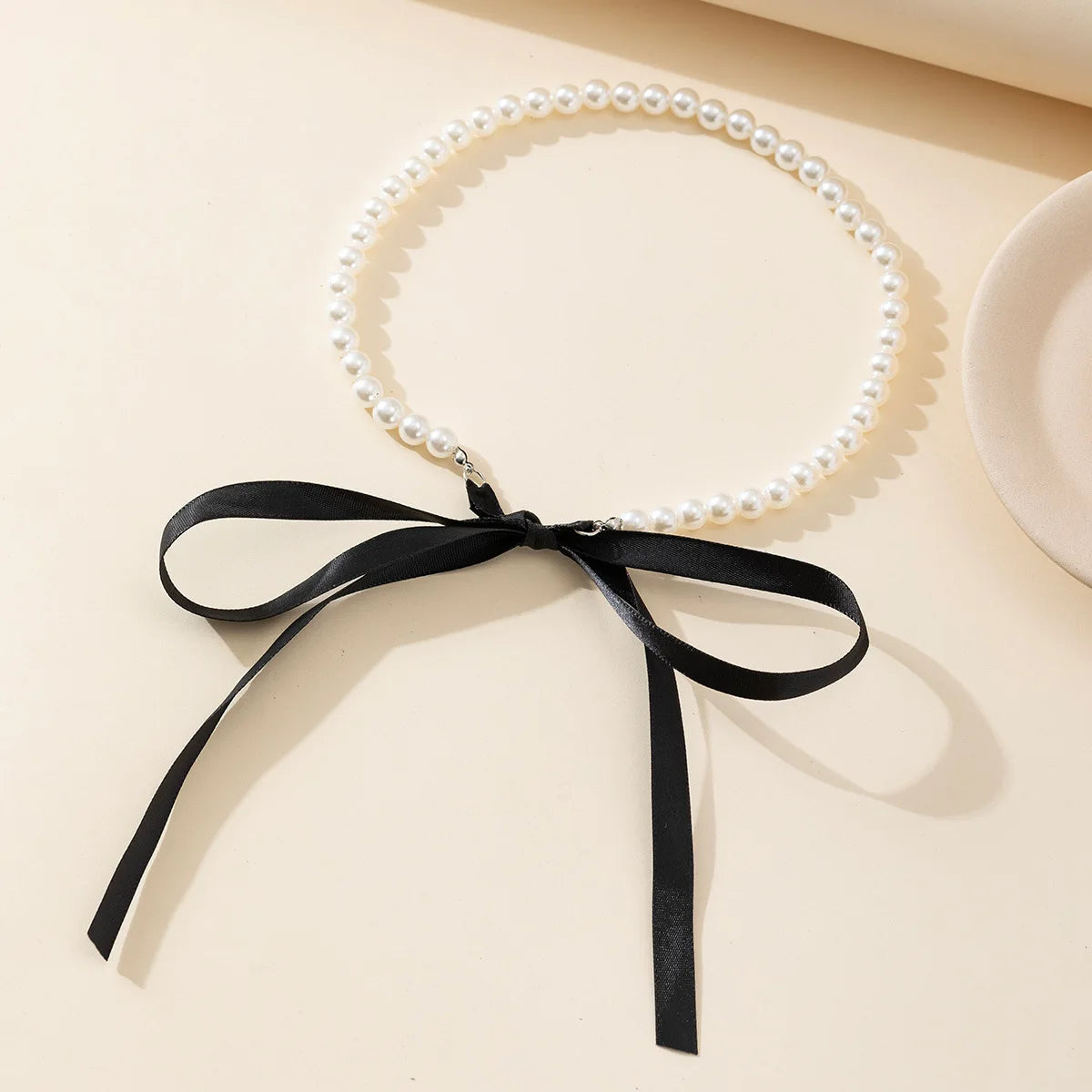 Imitation Pearl Beaded Choker Fashion Black Velvet Adjustable Bow Necklace Banquet Wedding Jewelry  necklace