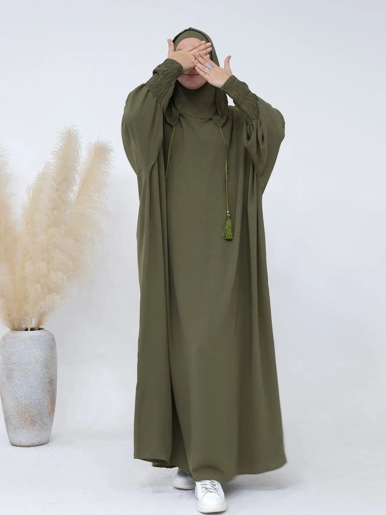 Jilbab Hijab Women Abaya With Hooded Solid Casual Batwing Sleeve Abaya Tassel Muslim Saudi Prayer Kaftan Oriental Robes abaya