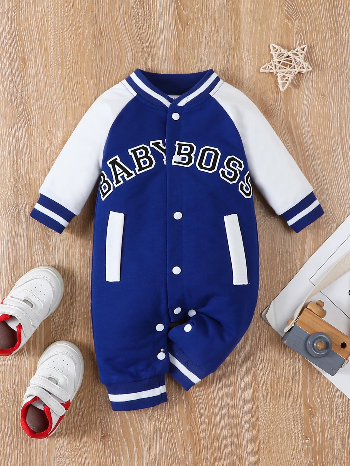 Fashionable letter printed long sleeved round neck cute and personalized baby boy jumpsuit infants boys