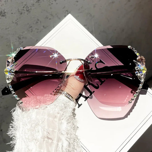 Luxury Brand Design Vintage Rimless Rhinestone Sunglasses Women Men Fashion Gradient Lens Sun Glasses Shades for Female Glasses