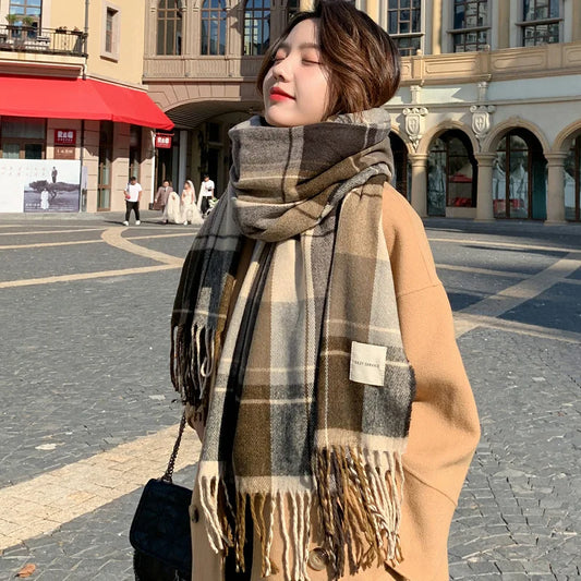 Scarf female winter Korean version of everything with British classic checker thickened students autumn winter male neck warm lo scarf and shawl