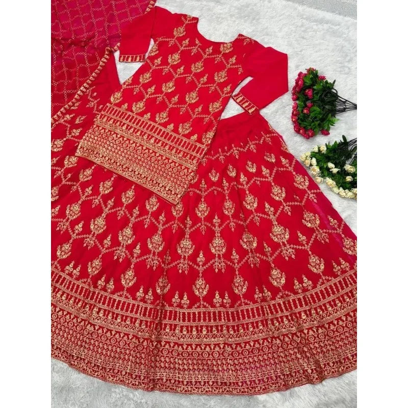 New Attractive Wedding Party Wear Designer Pakistani Lehenga Choli And Dupatta party lehnga