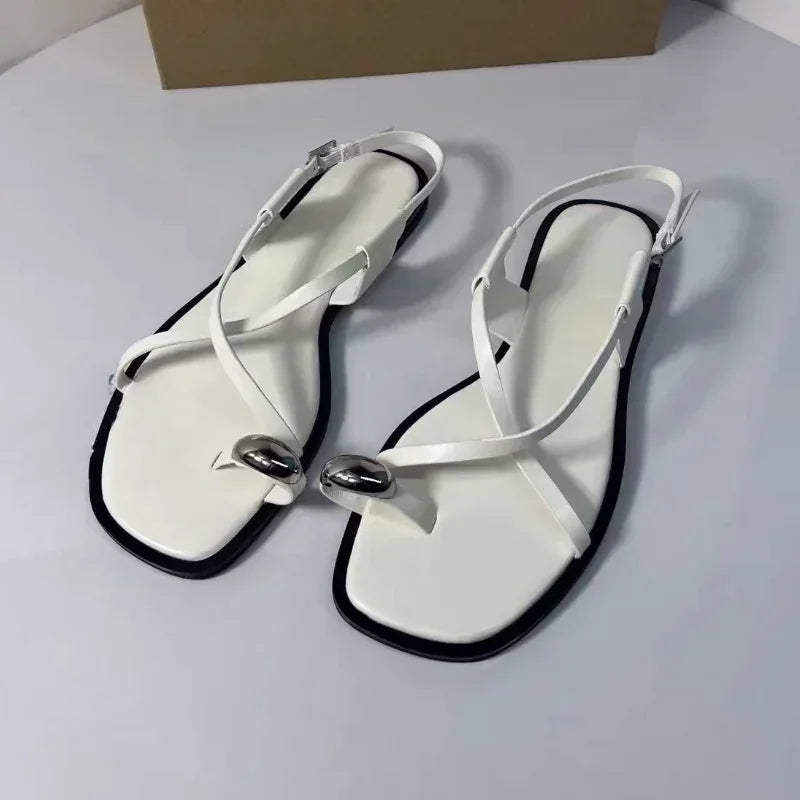 Summer Flat Sandals for Woman Fashion Metal Decoration Ladies Footwear Breathable Cross Strap Casual Clip Toe Beach Shoes casual shoes