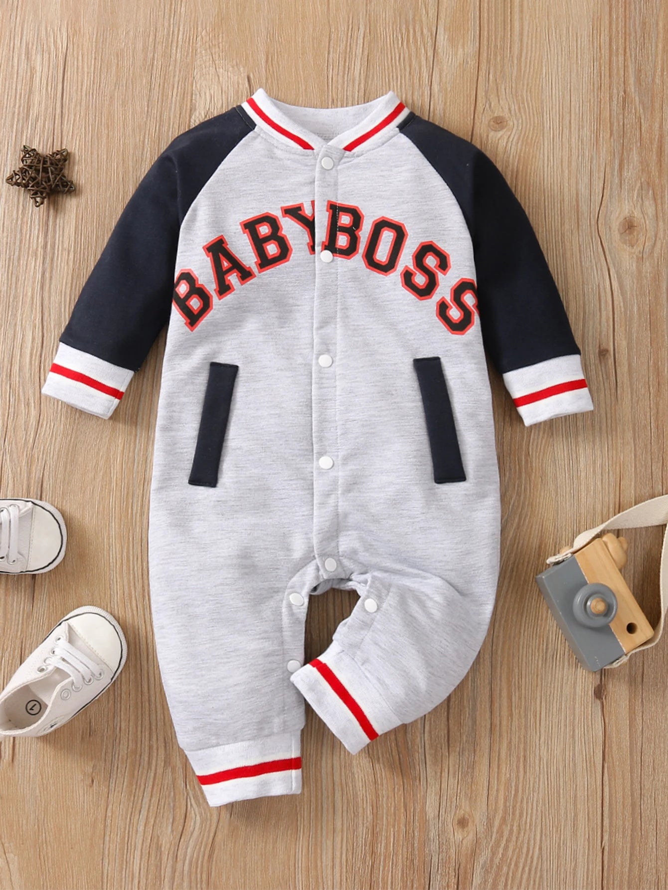 Fashionable letter printed long sleeved round neck cute and personalized baby boy jumpsuit infants boys