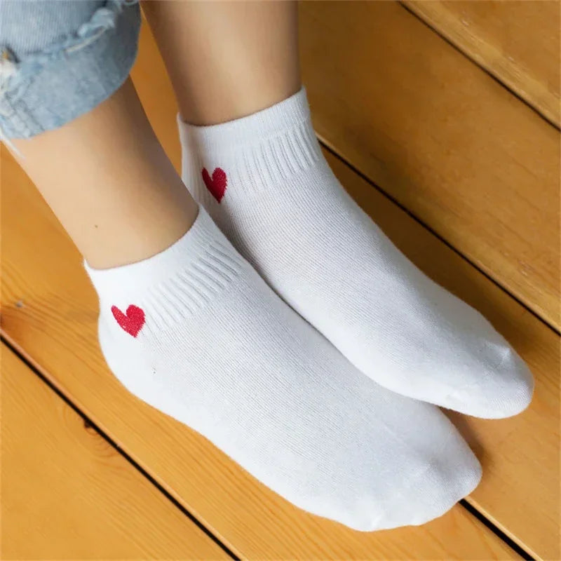 5 Pairs Lovely Heart Cotton Socks Women Summer Fashion Black White Sports Short Socks Girls Cute Style Low Tube Boat Socks 35-40 Socks