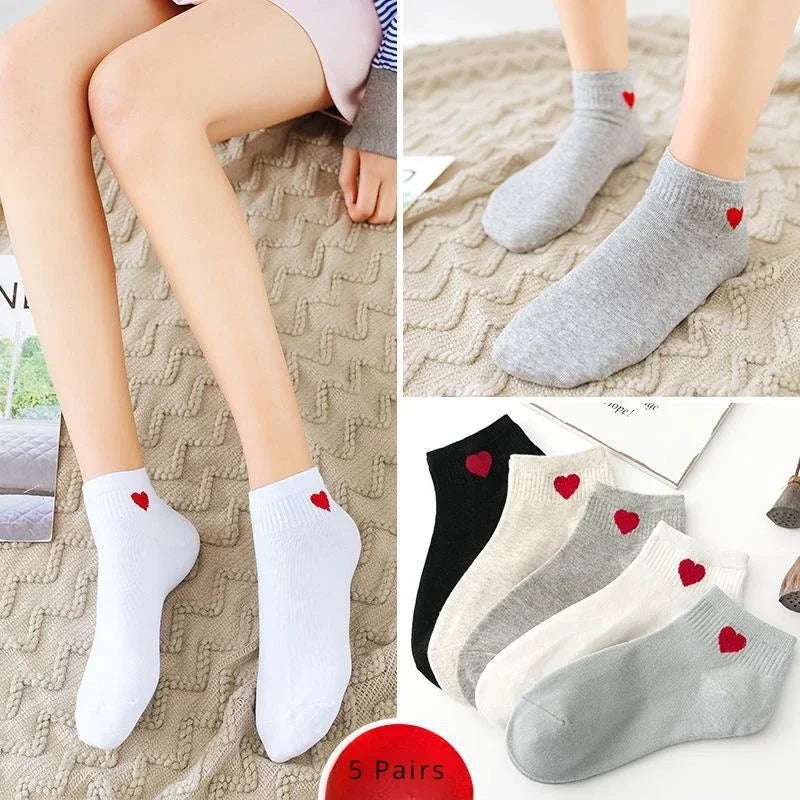 5 Pairs Lovely Heart Cotton Socks Women Summer Fashion Black White Sports Short Socks Girls Cute Style Low Tube Boat Socks 35-40 Socks