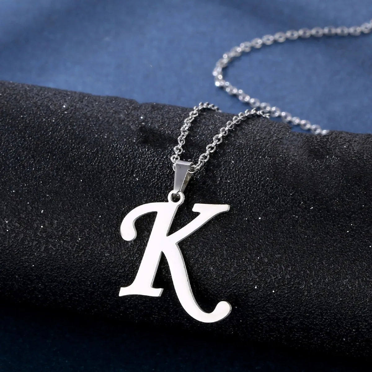 Fashion Letters A-Z Necklace for Women Men Stainless Steel High Quality English Alphabe Necklace A B C D E FGHIJKLMNOPQRSTUVWXYZ necklace