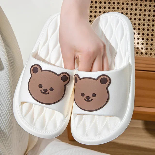 New EVA Trend Cartoon Bear Slippers Couple Home thick sole Slippers Anti slip Bathroom Slippers Casual Women's soft sole Slipper