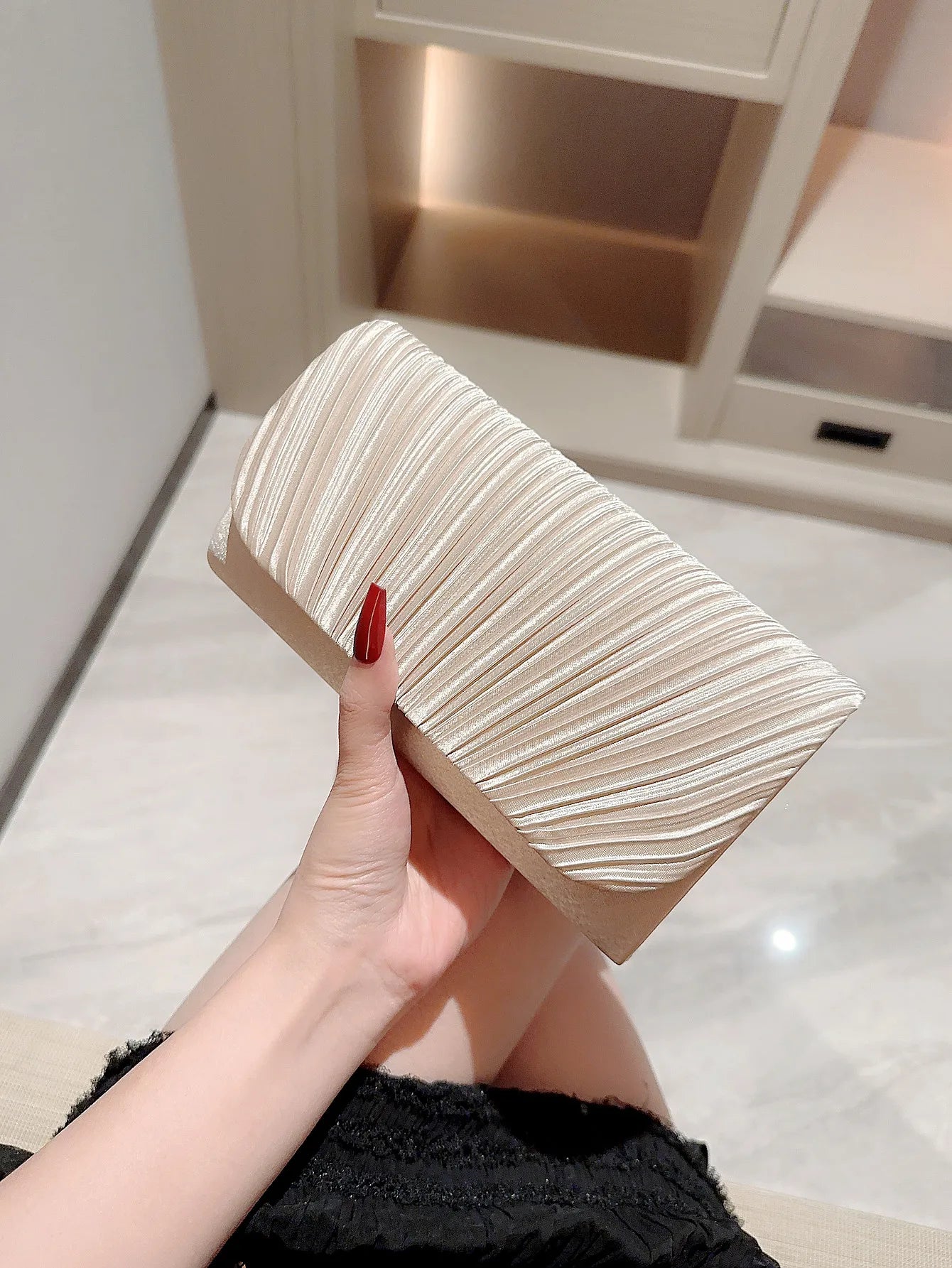 Women's Elegant Satin Evening Bag Pleated Clutch Wedding Purse Formal Tote Party Prom Clutch with Rhinestones for Wedding, Bride