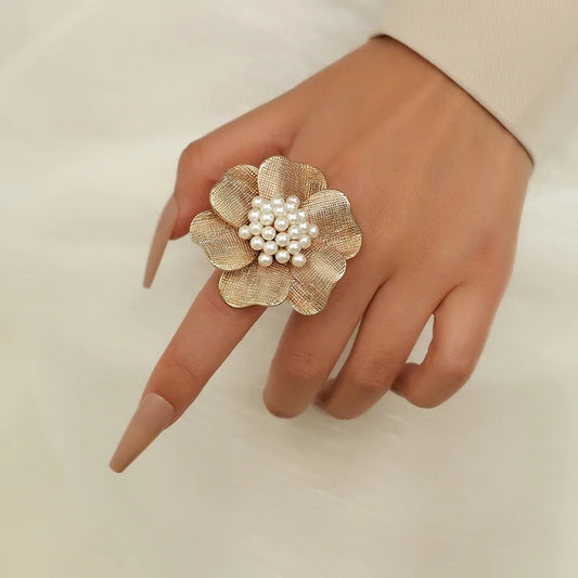 Exaggerate Metal Alloy Pearl Flower Rings for Women Vintage Gold Color Big Flower Open Adjustable Finger Ring Jewelry Anillos  rings